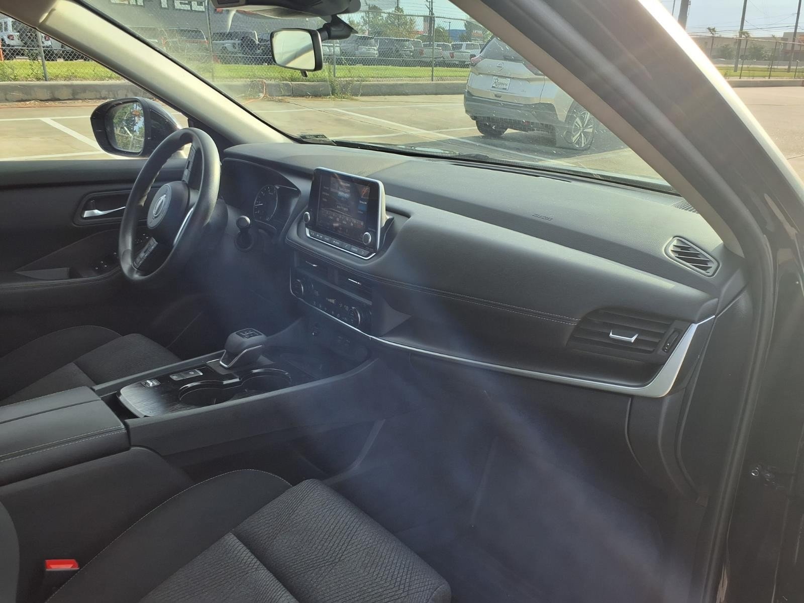 2024 Nissan Rogue photo 11 of 25