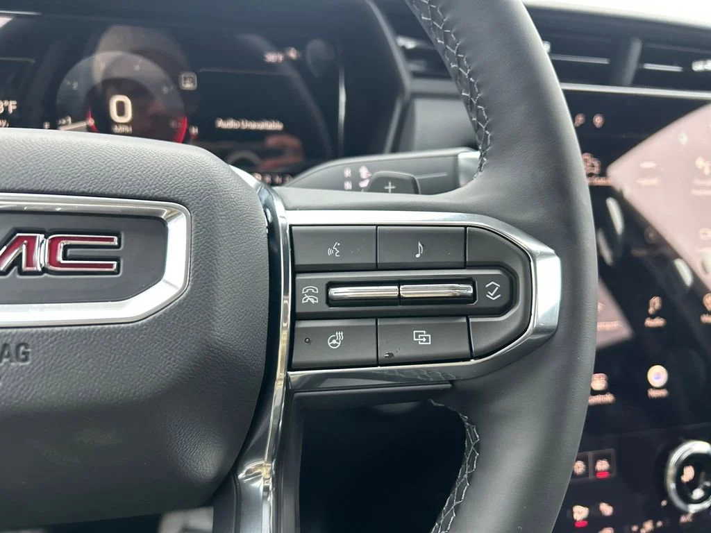 New 2026 Sterling Metallic GMC Elevation Black Edition image 21