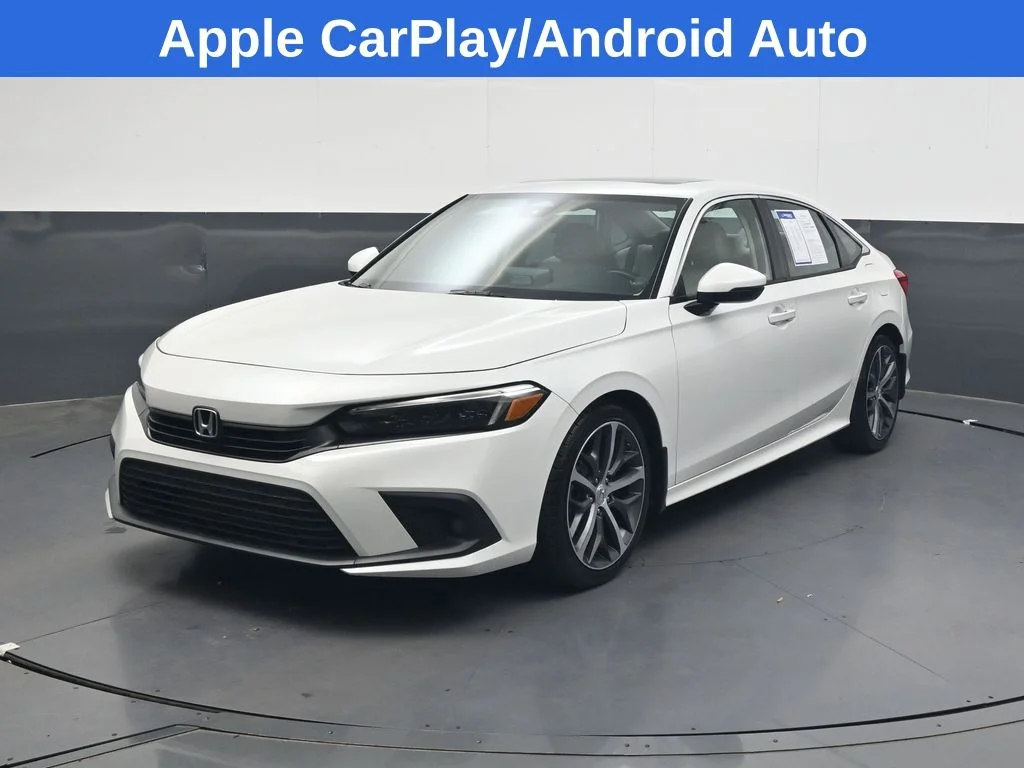 Used 2023 Platinum White Pearl Honda Touring image 8