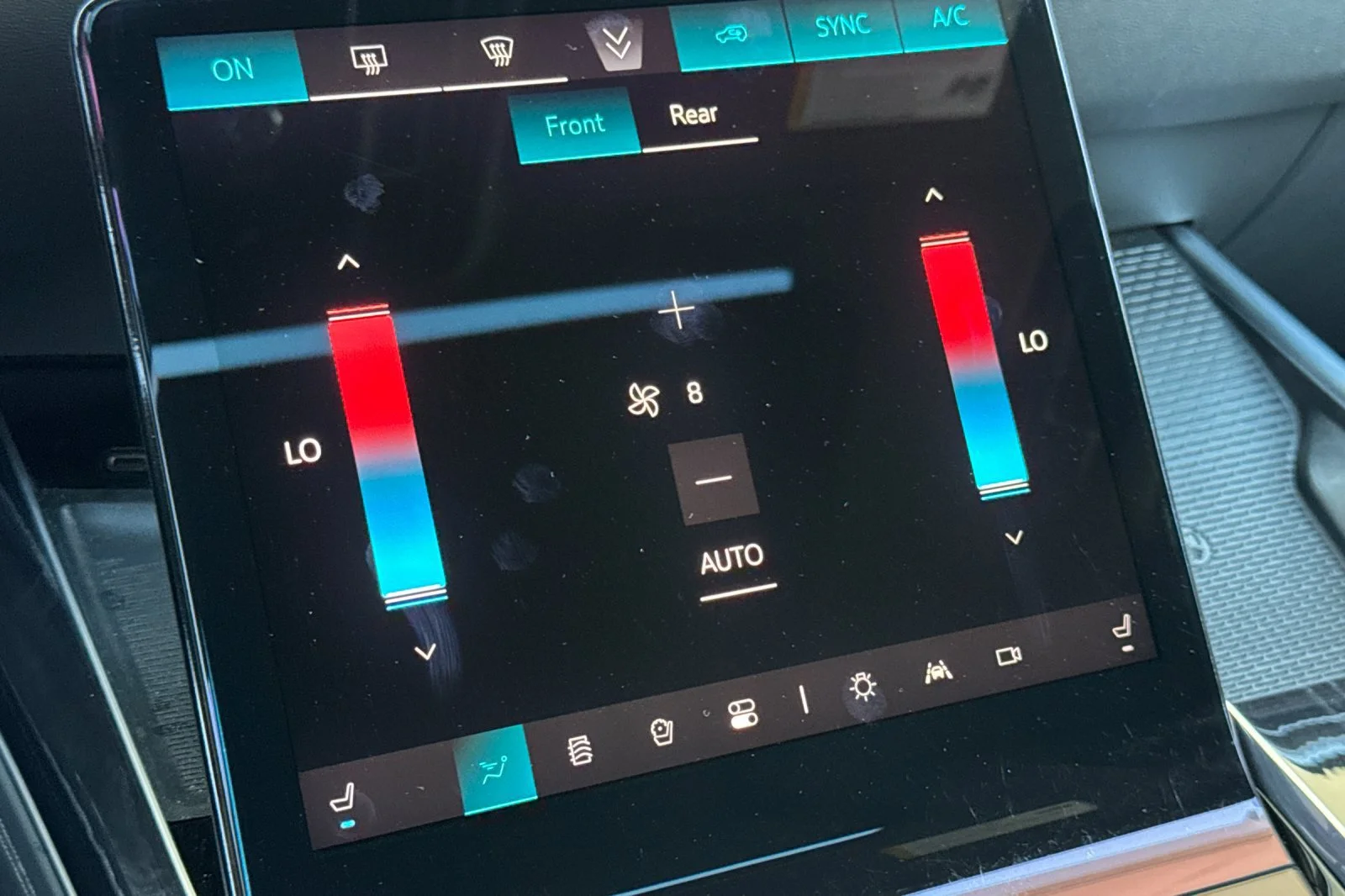 2025 Cadillac Escalade Sport - Photo 25
