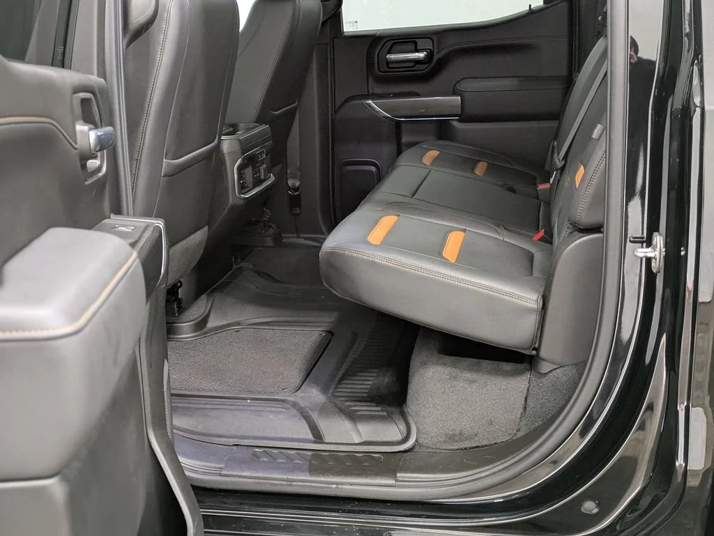 Used 2021 Black GMC AT4 image 27