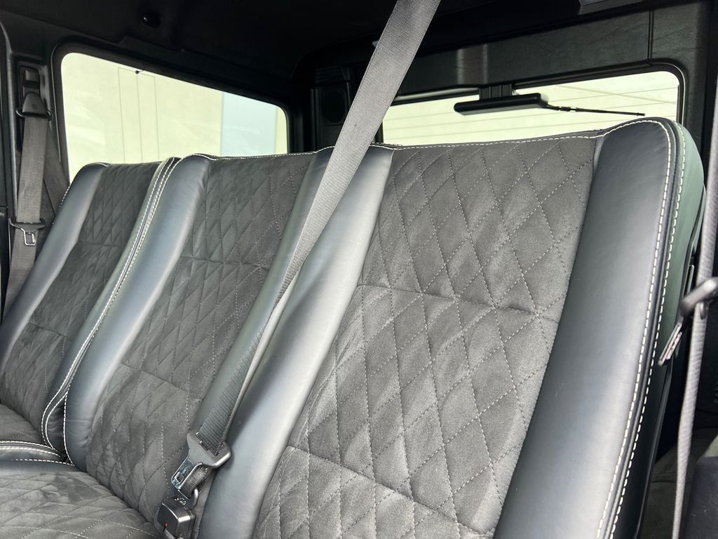 Used 2017  Mercedes-Benz G 550 Squared image 26