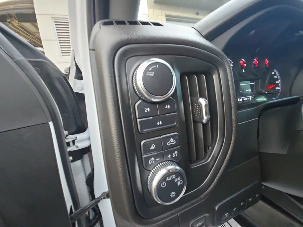 Used 2024 Summit White GMC Pro image 33