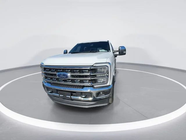 Used 2024 White Ford Lariat image 4