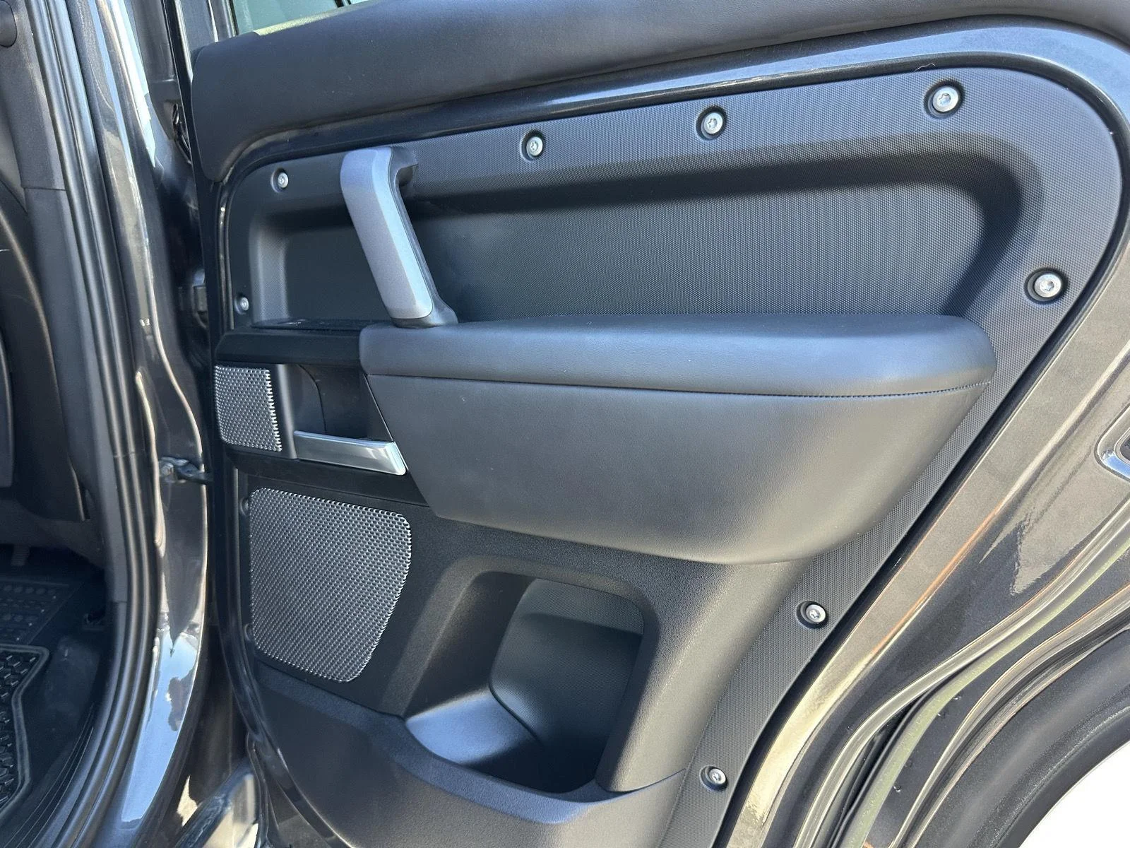 Used 2023 Carpathian Grey Premium Metallic Land Rover Carpathian Edition image 19