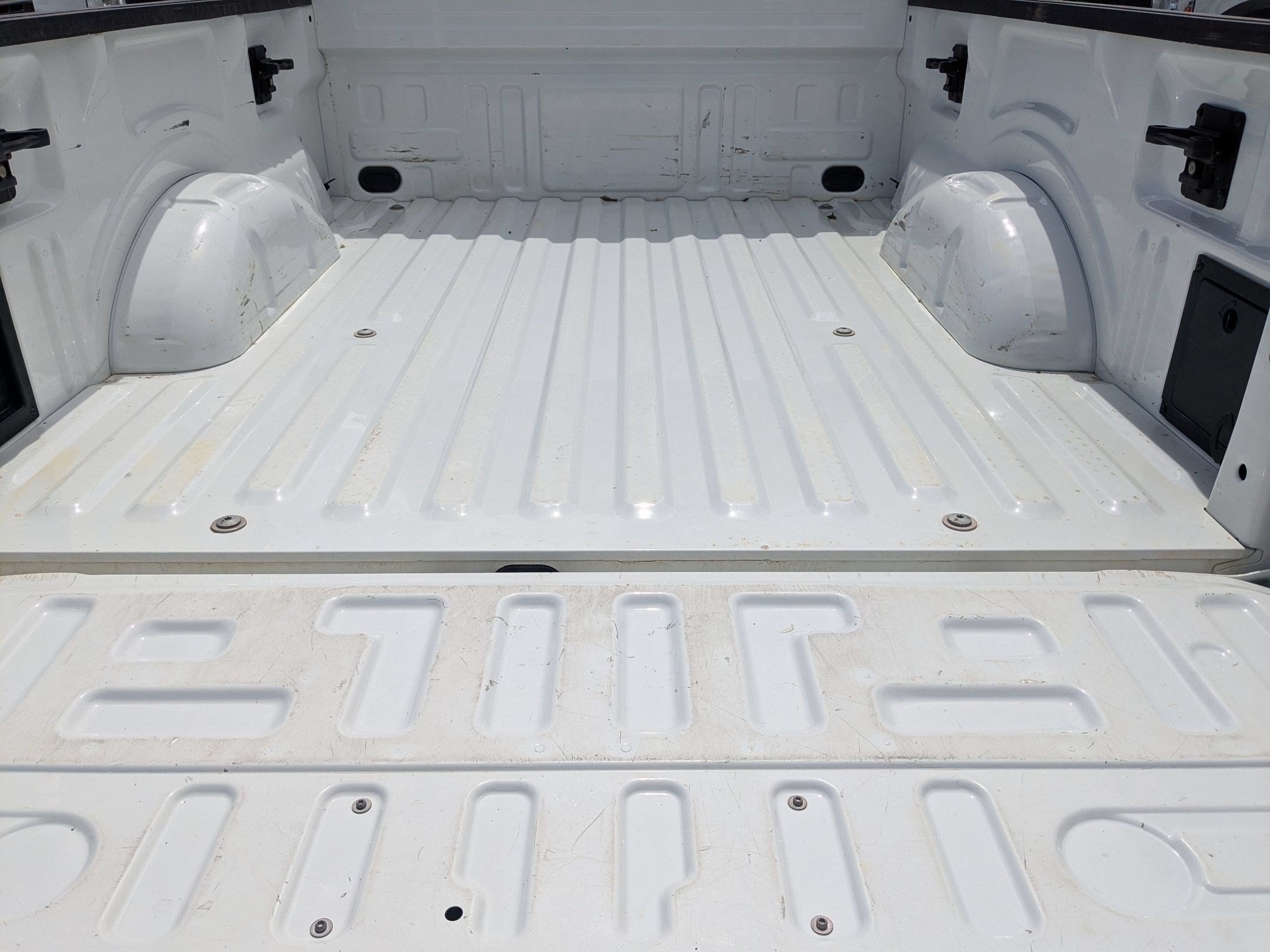 Used 2024 White Ford LARIAT image 33