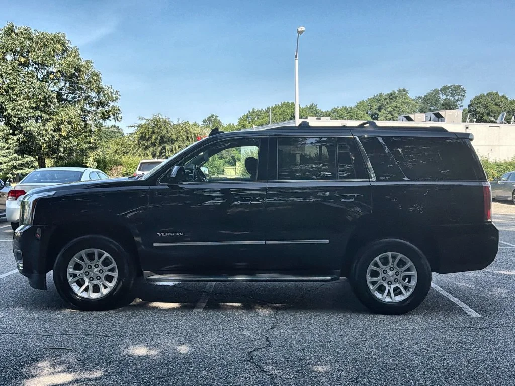 Used 2019 Black GMC SLT image 14