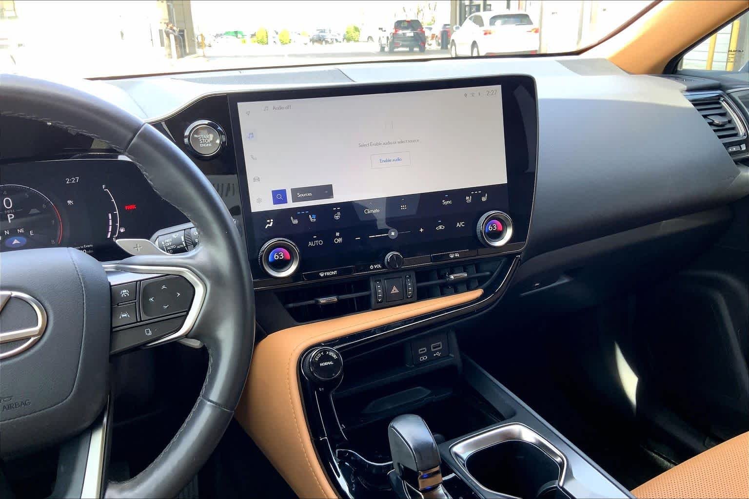 Used 2022 GRECIAN WATER Lexus Premium image 12