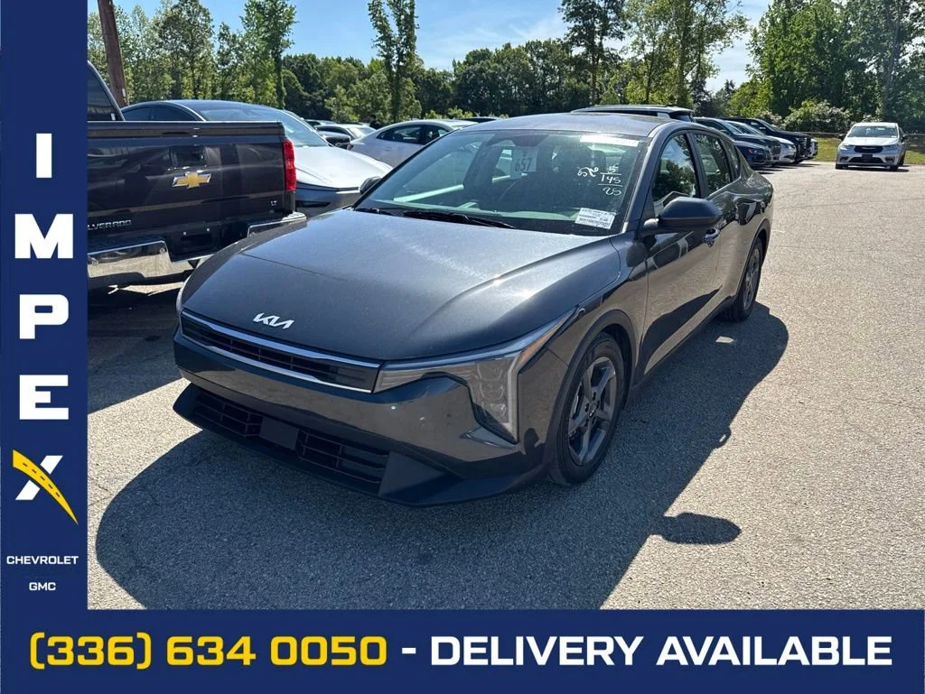 Black (Charcoal) 2025 Kia K4 LXS FWD Sedan Front-Wheel Drive