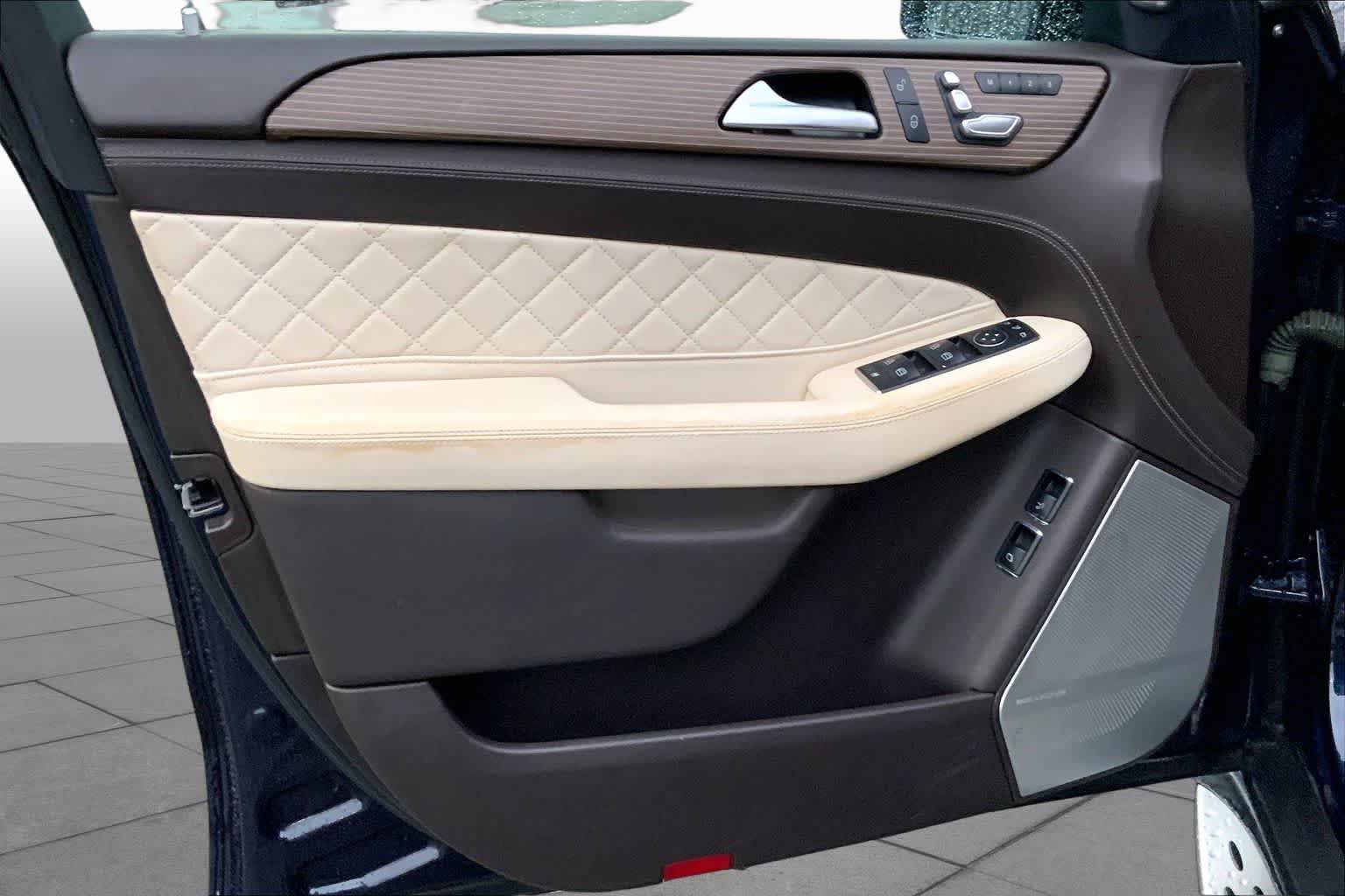 Used 2019 Lunar Blue Metallic Mercedes-Benz GLS 450 image 21