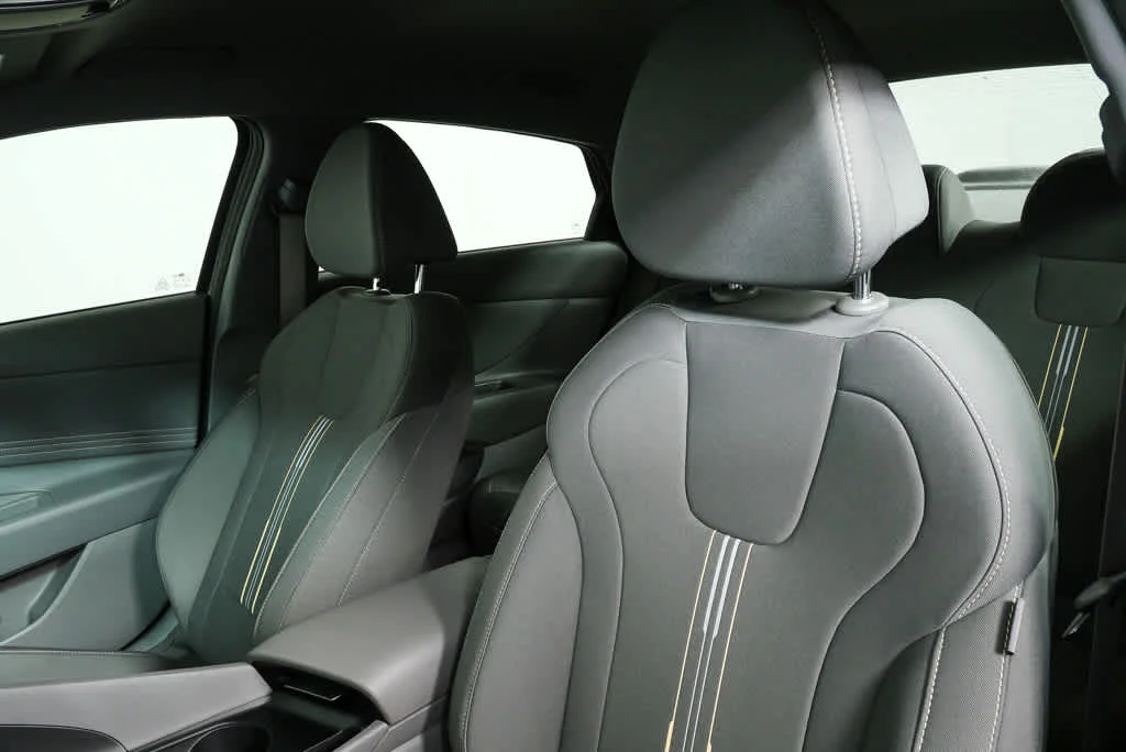 New 2026 Abyss Black Hyundai SEL Sport image 17