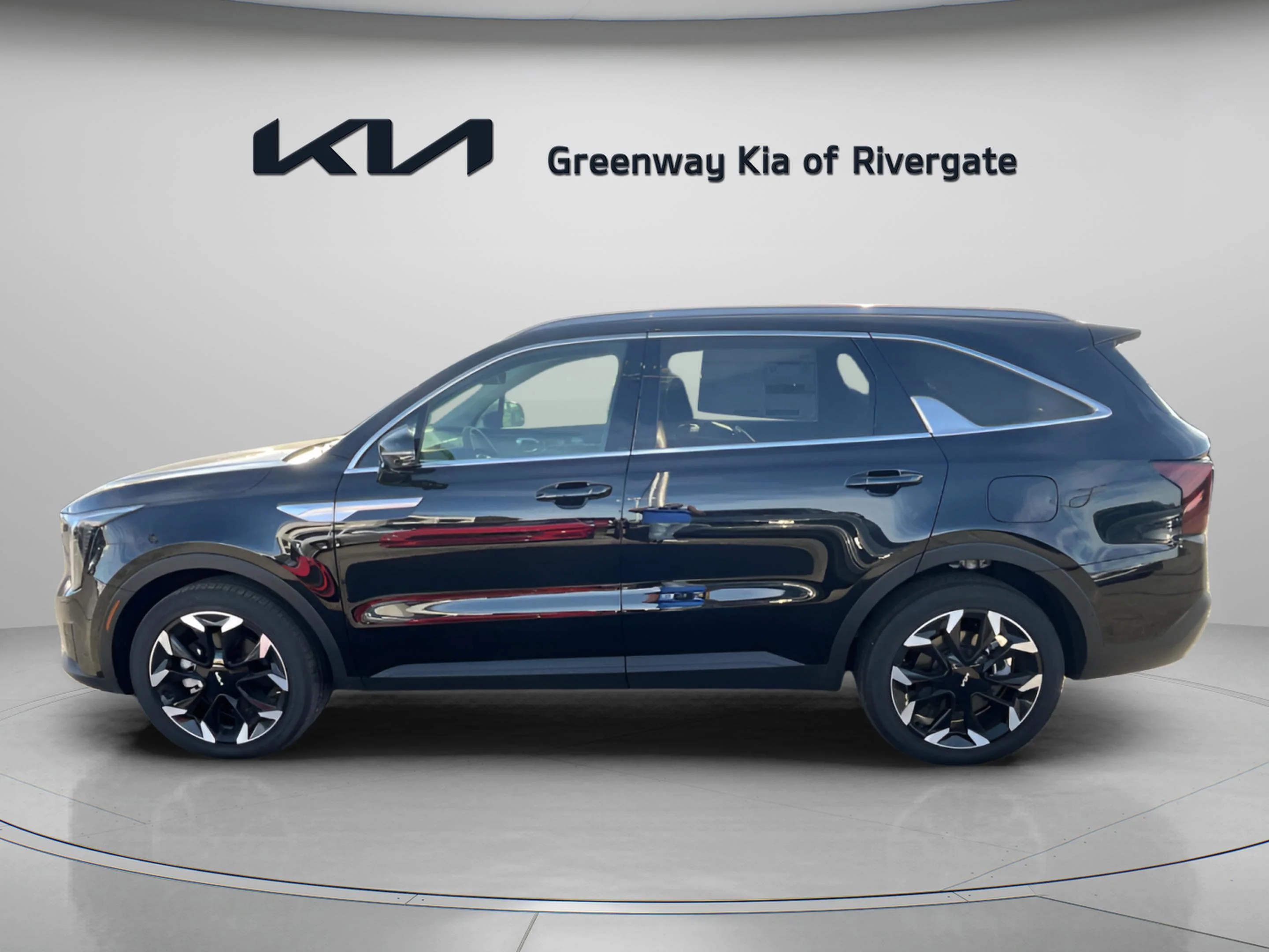New 2025 Ebony Black Kia SX image 4