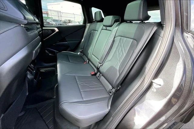 2025 BMW X3 30 - Photo 28