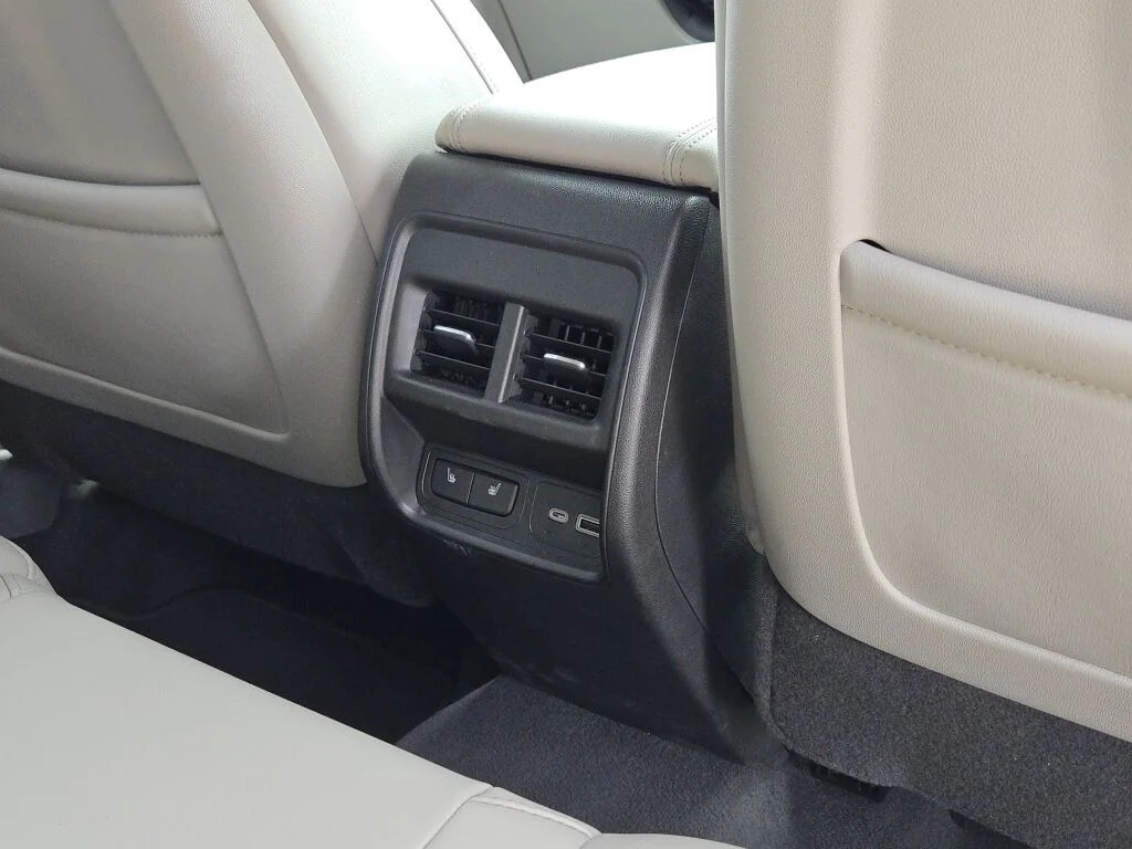 Used 2021 Gray Cadillac Luxury image 11