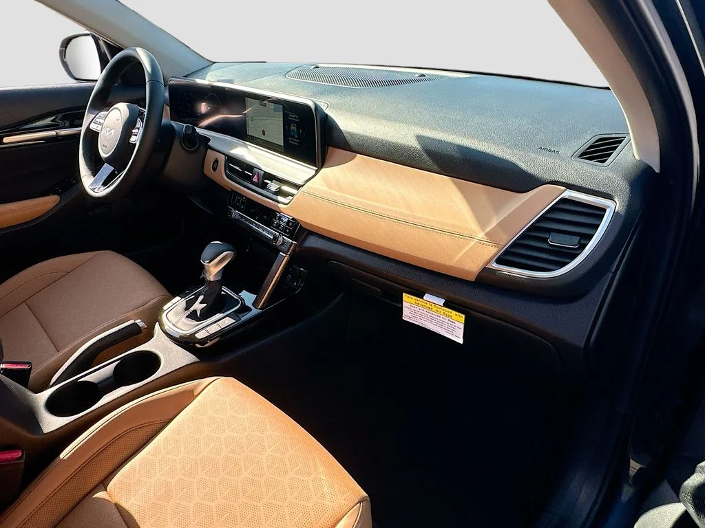 New 2026 Gravity Gray Kia EX image 29