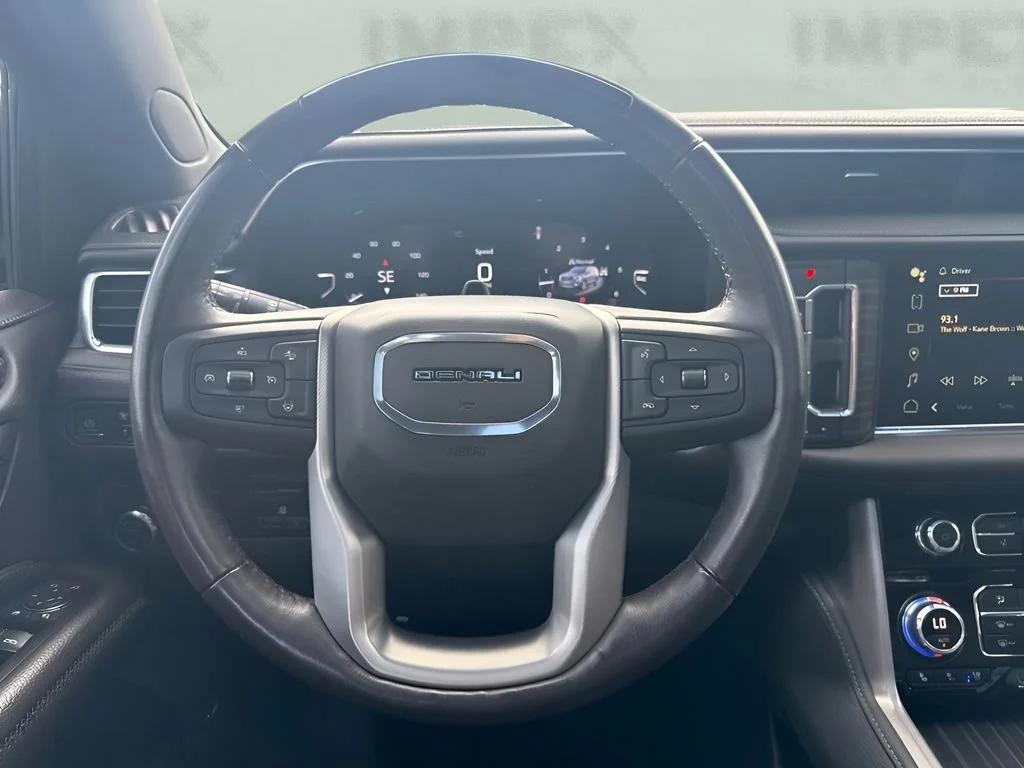Used 2023 Onyx Black GMC Denali image 18