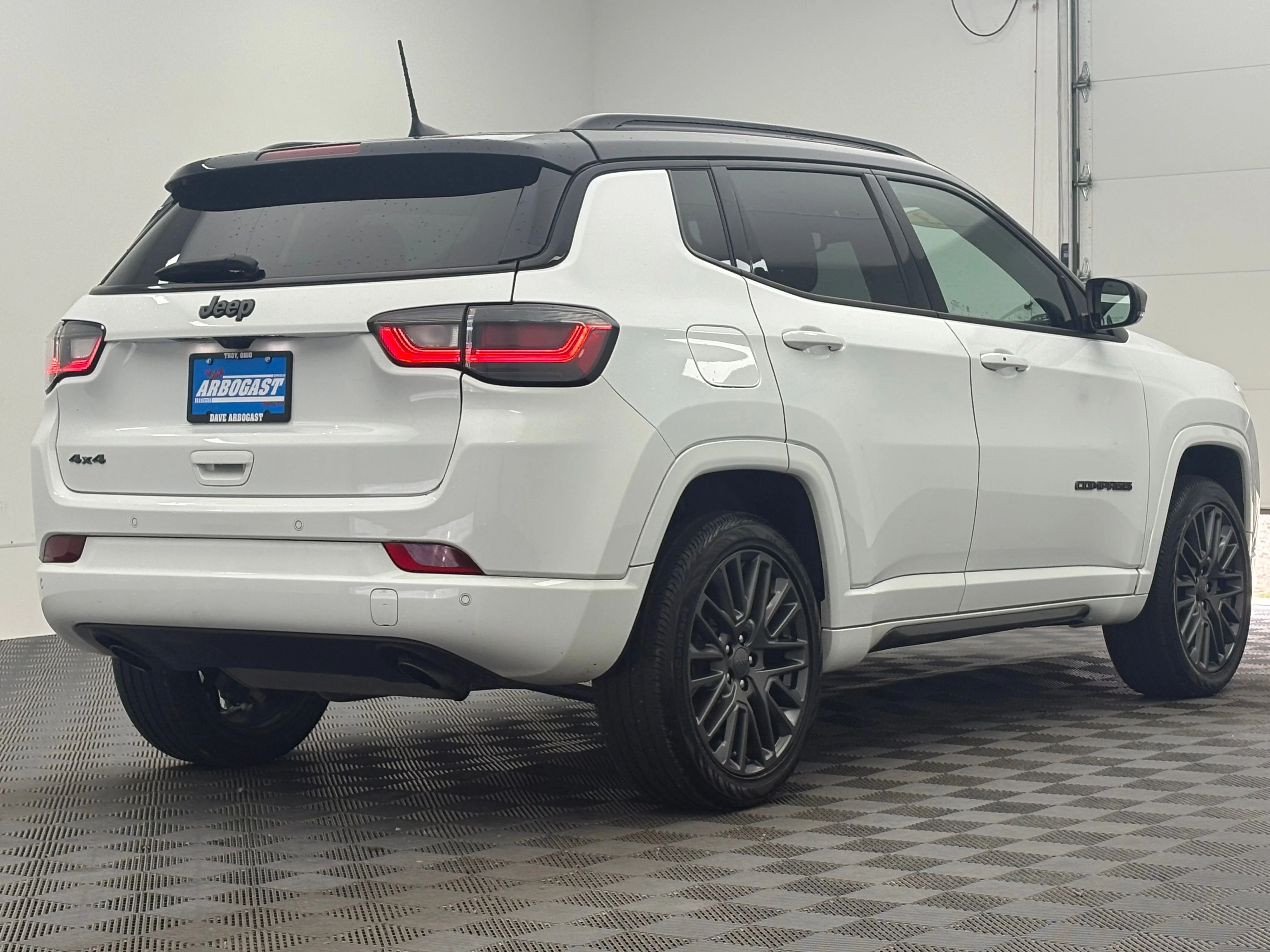 Used 2023 Bright White Clearcoat Jeep Limited image 7