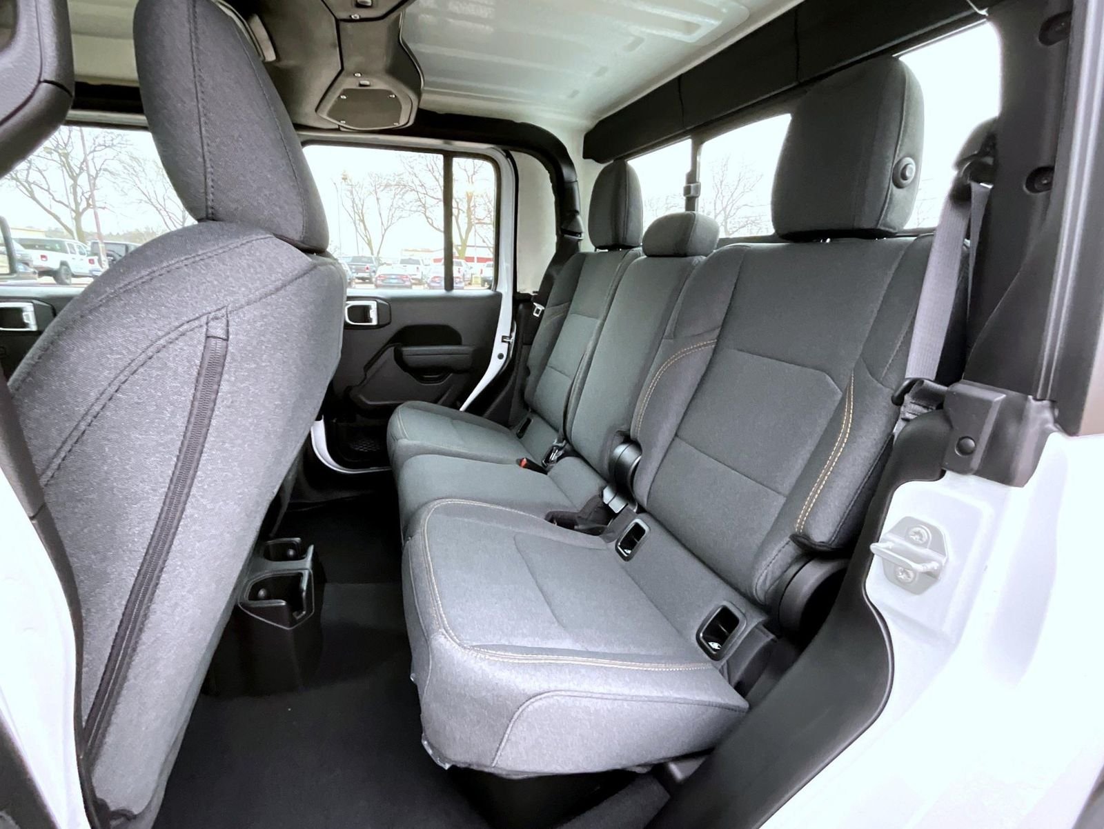 New 2026 Bright White Clear-Coat Exterior Paint Jeep Sport image 11