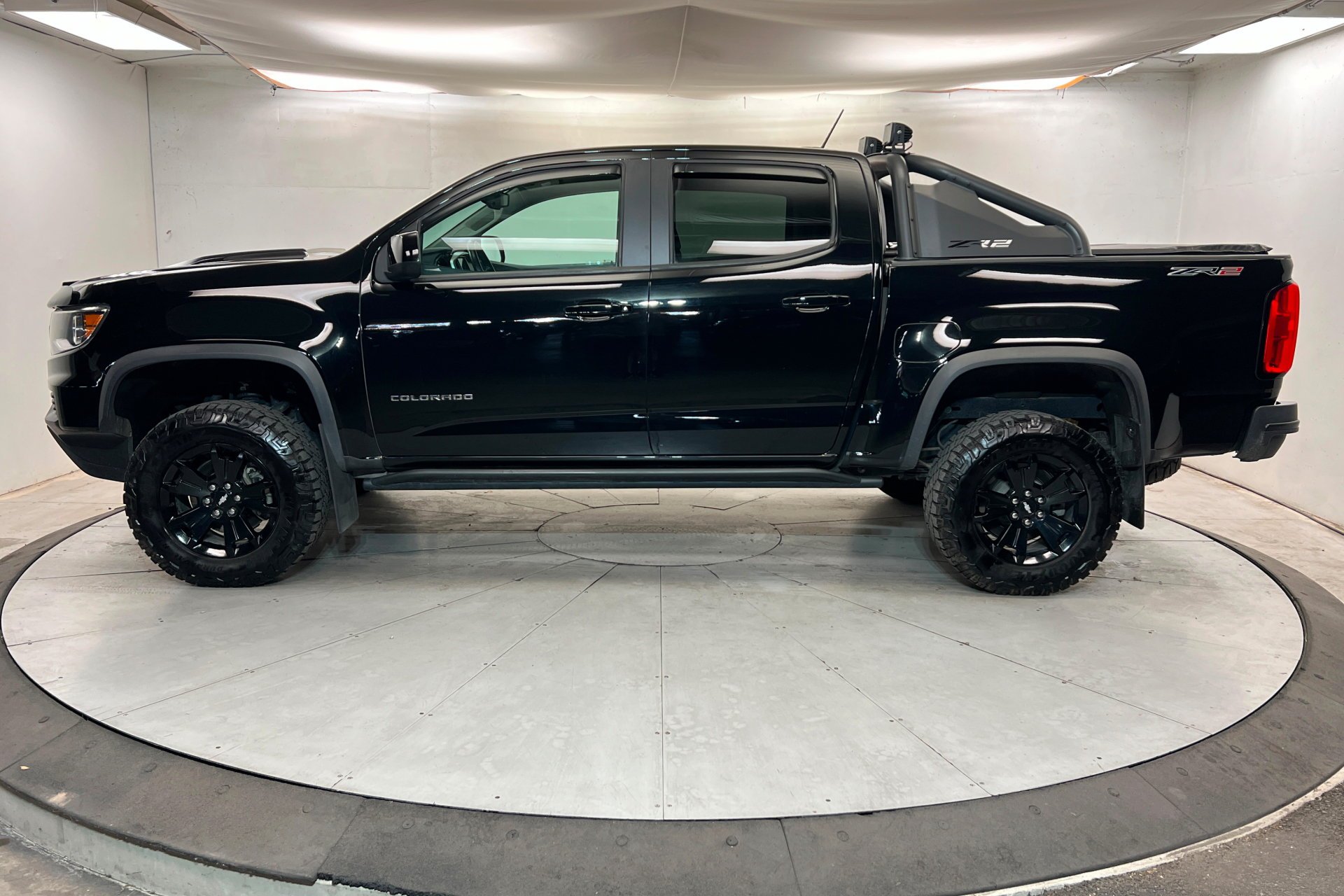 Used 2021 Black Chevrolet 4WD ZR2 image 2