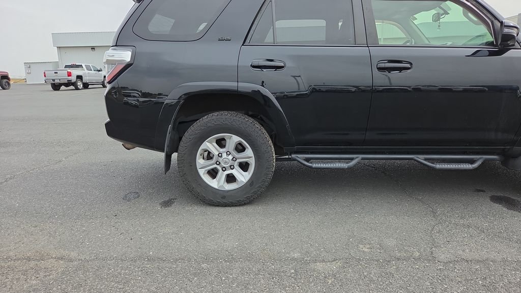 Used 2019 Black Toyota SR5 Premium image 26