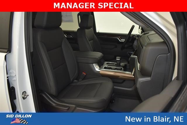 New 2026 Summit White Chevrolet LT Trail Boss image 9