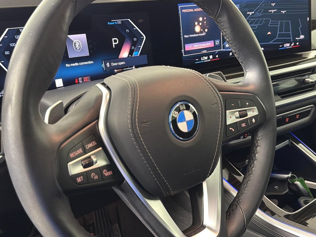 Used 2025 Black BMW xDrive50e image 21