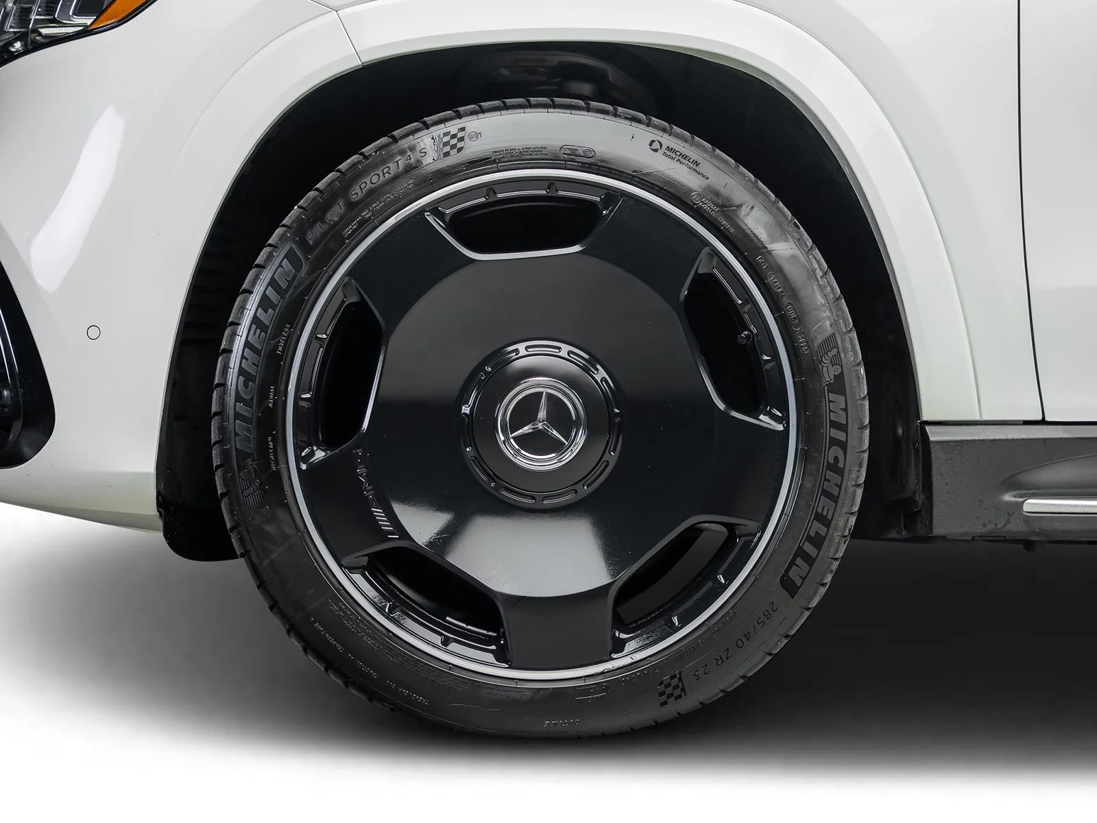 Used 2021 White Mercedes-Benz GLS 63 AMG® image 23
