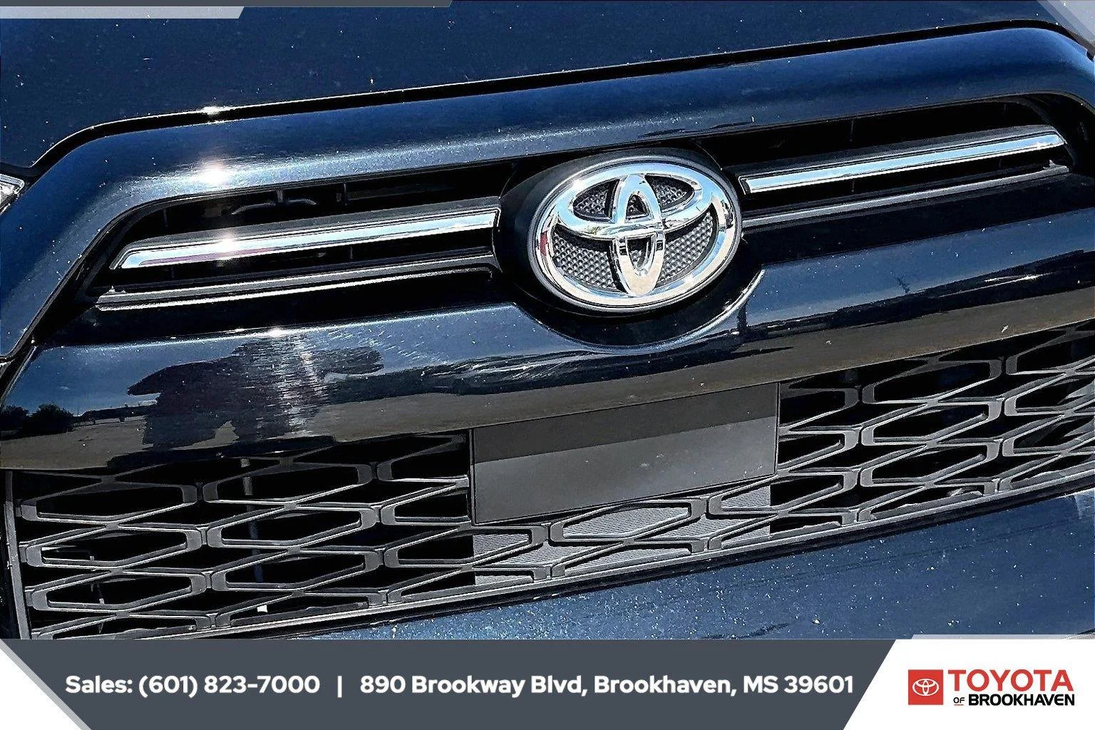 Used 2024 Midnight Black Metallic Toyota SR5 image 22