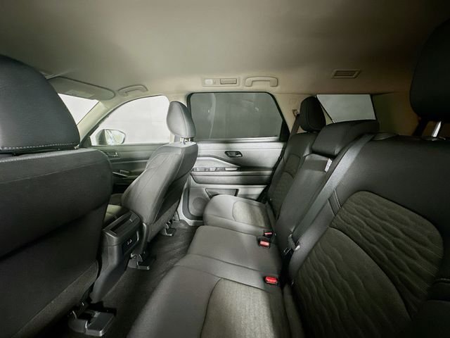 Used 2025 Gray Nissan S image 23