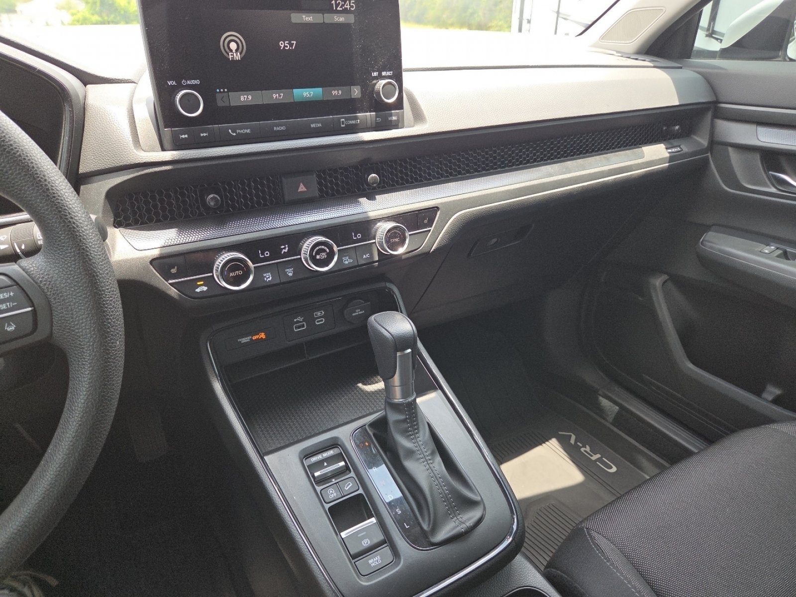 2025 Honda CR-V EX - Photo 31
