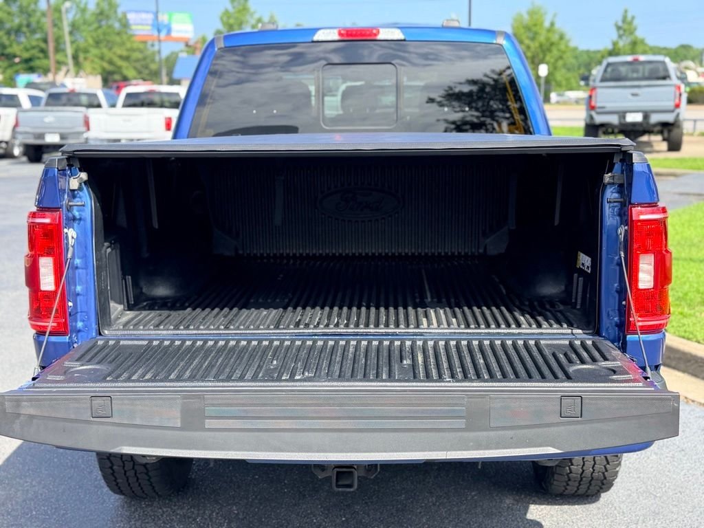 Used 2023 Blue Ford XLT image 13