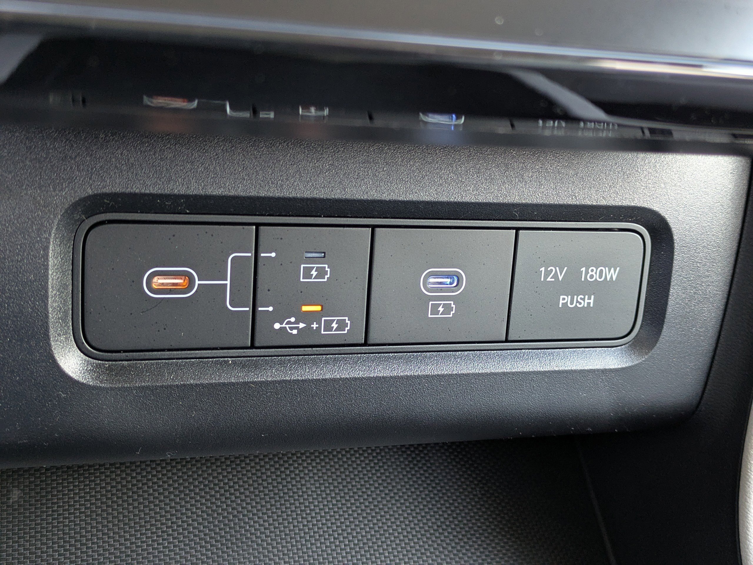 New 2026 Creamy White Pearl Hyundai SEL Convenience image 21