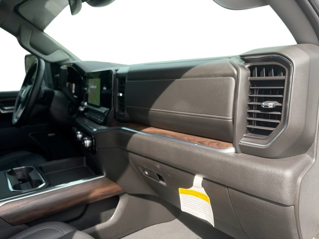 2025 GMC Sierra 2500HD SLT - Photo 30