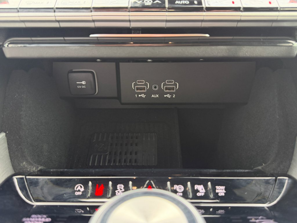 Used 2026 BLACK Jeep Upland image 15
