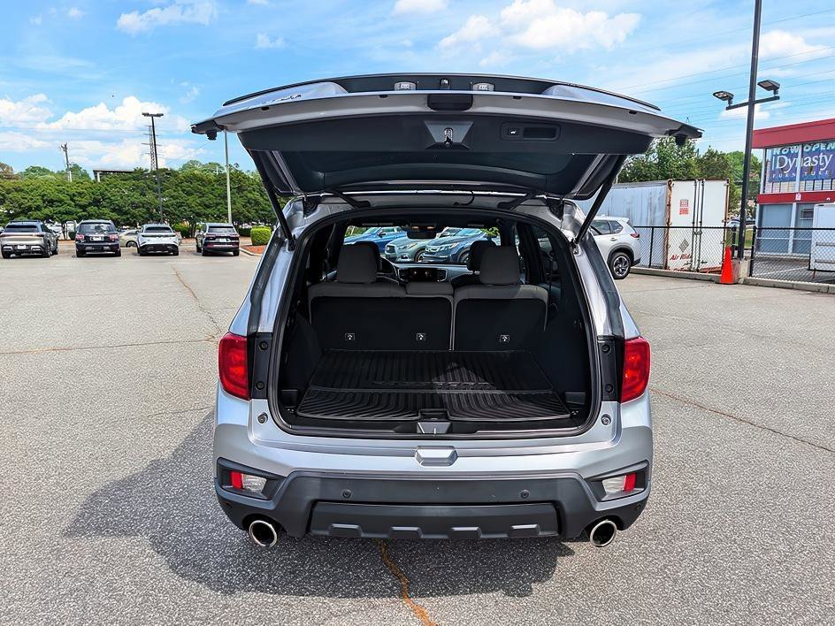Used 2022 Lunar Silver Metallic Honda EX-L image 15