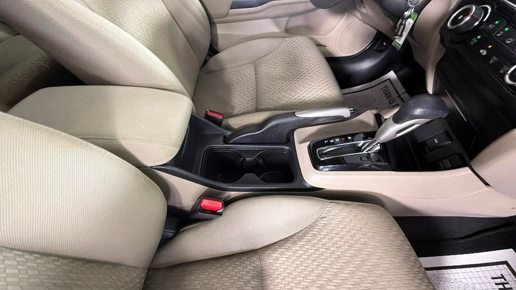 Used 2015 Gray Honda LX image 34