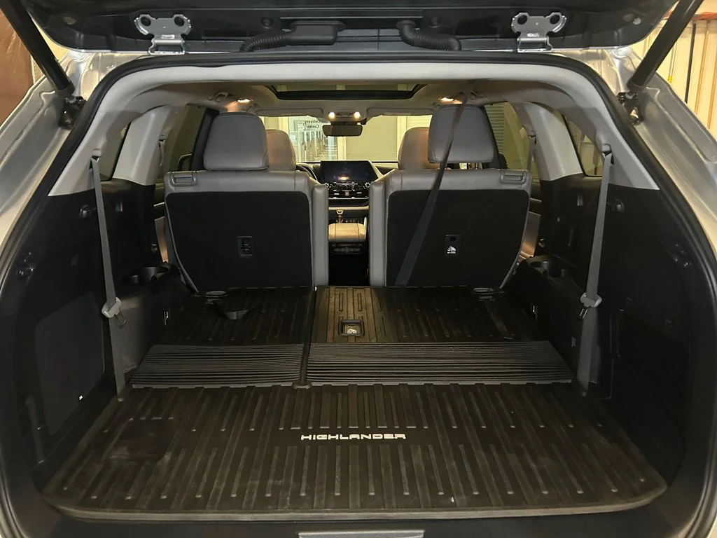 Used 2022 Celestial Silver Toyota Platinum image 21