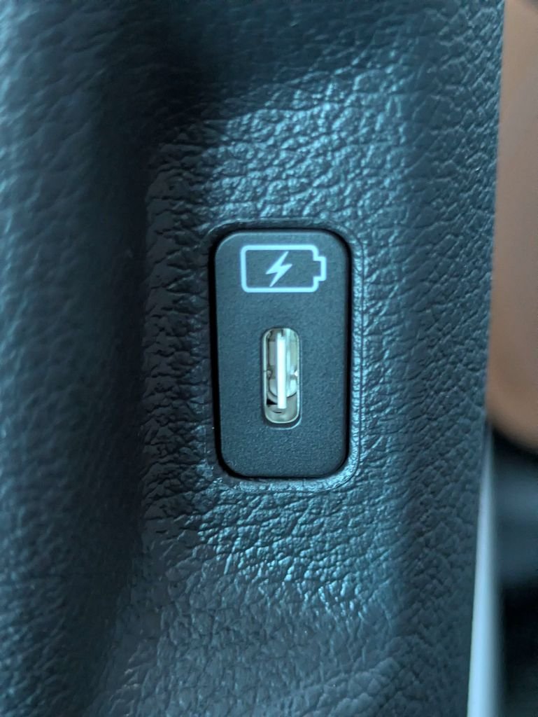 New 2026 Wolf Gray Kia X-Line image 16