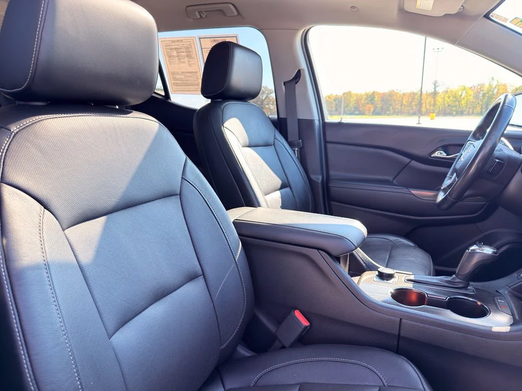Used 2017 Red GMC SLT-1 image 35