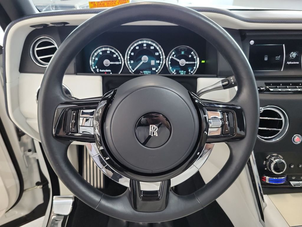 Used 2022 White Rolls-Royce Base image 23