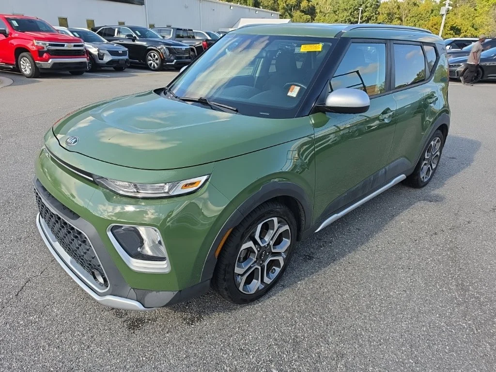 Used 2021 Green Kia X-Line image 3