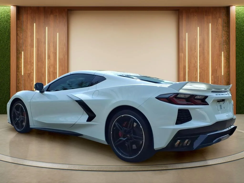 Used 2020 White Chevrolet Stingray image 24