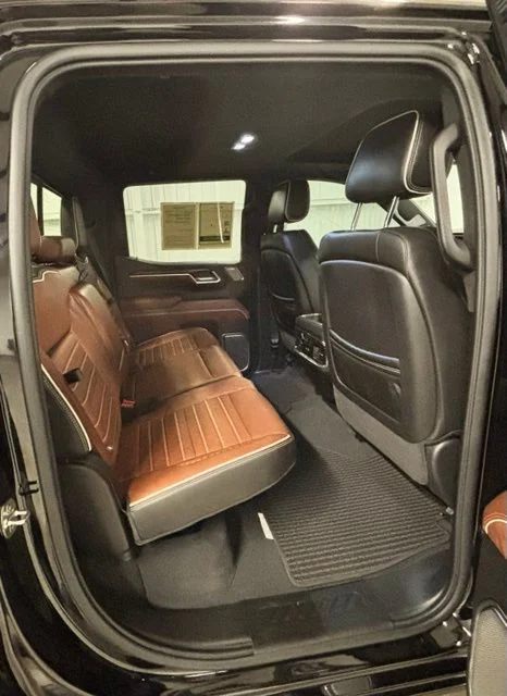 Used 2026 Black GMC Denali Ultimate image 20