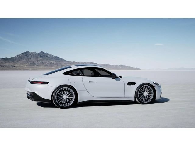 New 2027 MANUFAKTUR Moonlight White Metallic Mercedes-Benz AMG® GT 43 Coupe image 18