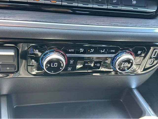 2026 GMC Sierra 1500 SLT - Photo 19