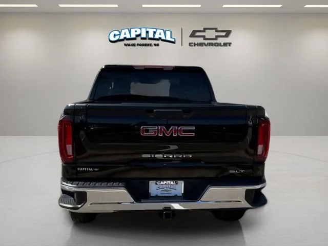 Used 2025 Onyx Black GMC SLT image 6