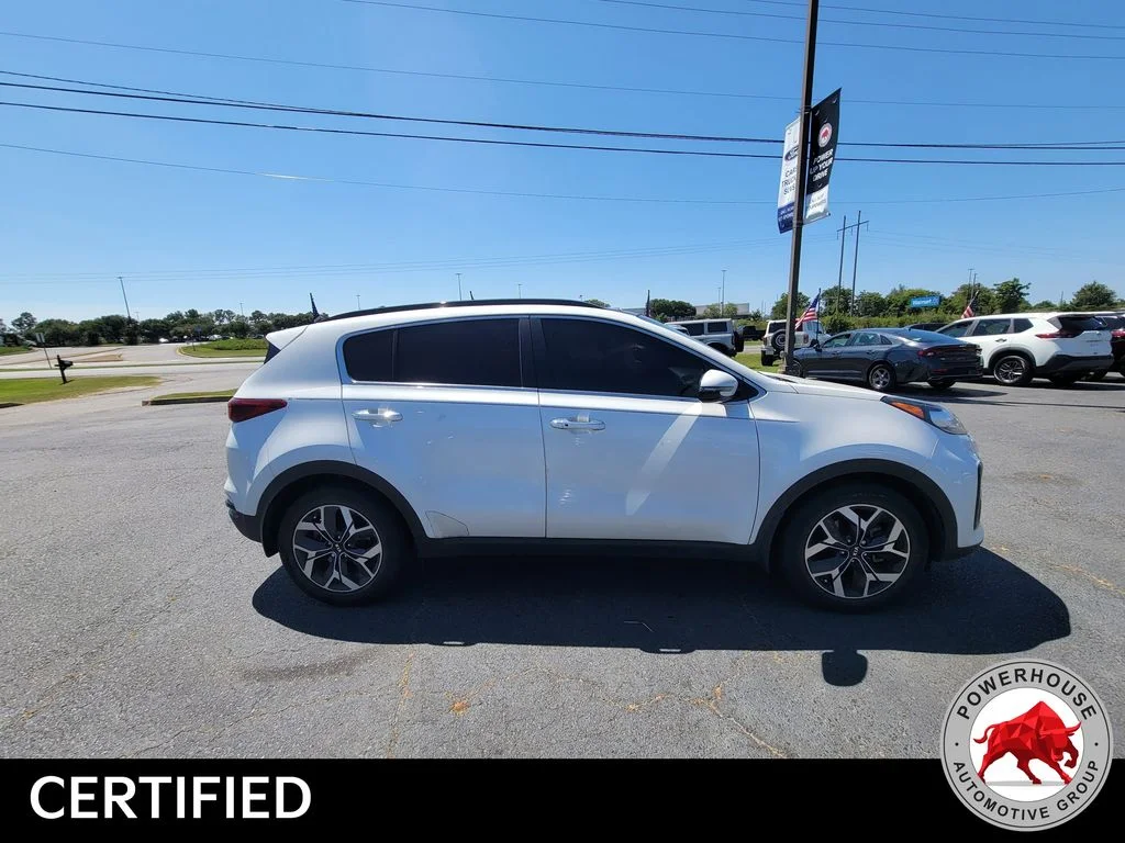 Used 2021 White Kia EX image 8