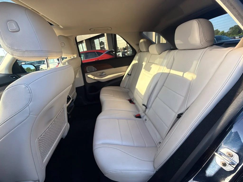 Used 2021 Blue Mercedes-Benz GLE 350 image 29