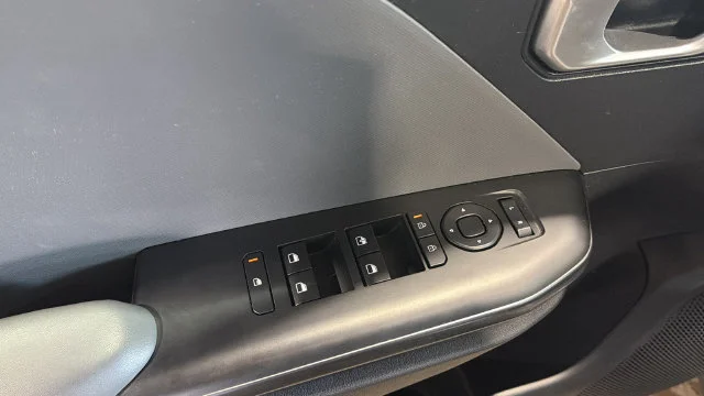 Certified Used 2025 Gray Kia LXS image 27