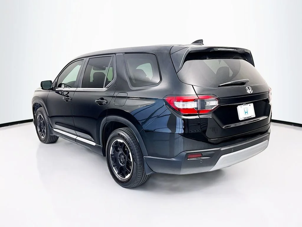 2025 Honda Pilot EX-L - Photo 7